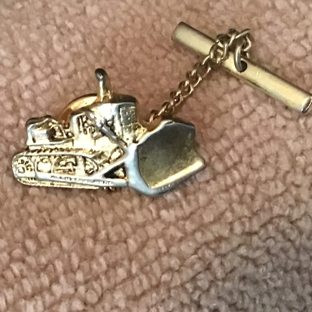 Vintage Bulldozer tie Tack - Picture 1 of 3